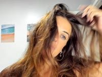 I’m feminine, confident and present. I like when things unfold slowly and naturally. If you enjoy attention and subtle tension, you’ll feel at home with me.....