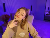 Hello! I am 24 years old. I am a chef who cooks with passion — I believe that one successful sauce can turn your whole day around.In my free time, I paint (with oil, watercolor, or just my finger on a foggy window), play quiet melodies on the piano that no one records, and walk around the city in the morning with a cup of coffee in my hand while the streets are still sleepy and smell of fresh pastries.I love it when the morning starts with the aroma of coffee and a warm, sincere smile, as if it had just come out of the oven.What is close to my heartKindness, attention to detail, light flirting, and people who know how to listen. I can