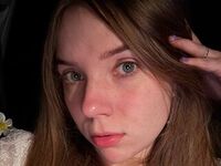 hot cam girl masturbating with vibrator BrookKingfisher