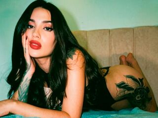 free livesex EmiliaVanRose