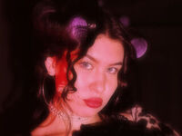 jasmin cam model LarondaSuitt