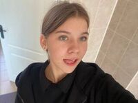 fingering girl webcam picture NadineGene