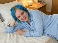 beautiful camgirl SundaySchwind