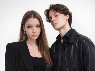 cybersex chatroom LeoAndMira