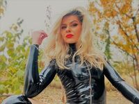 leather fetish chatroom LoraLin