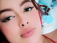 Kinky webcam girl AlaiaAlvarez
