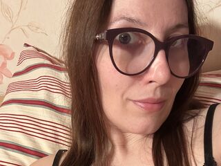adultcam pic AlanyssLyon