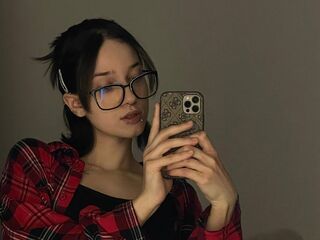 hot webcam slut AlinaLior