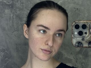 camgirl chatroom AlisaFreshly