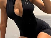 camslut ArianaSloan