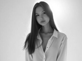 naked cam girl masturbating with dildo AstridManning