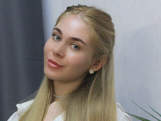 beautiful girl BarbaraJeff