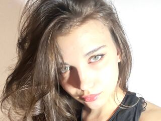 chat room picture BriandaLudwic