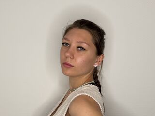 livesex cam girl BrigetteDifranco