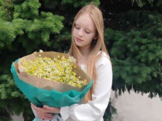 live chatroom ChristieBrozyna