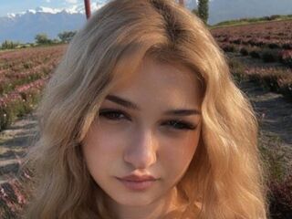 adult liveshow CloudyFox