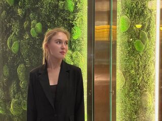 fingering cam girl EdaNoreikaite