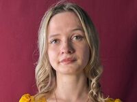 camgirl showing tits ElinoreSauder
