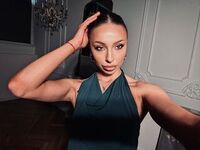 cam girl playing with vibrator ElizabethNorris