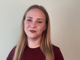 topless camgirl EugeniaDaily