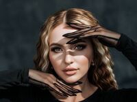 camslut masturbating EvaVibe