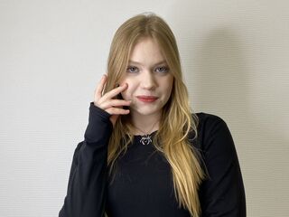 cam show FrancieMcrenolds