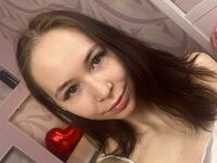 camgirl masturbating with dildo GladysDryer