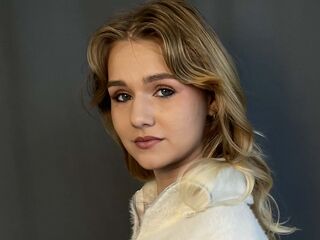 beautiful girl HelenPetrini