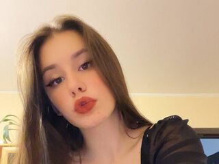 chat room photo IdaEngleman