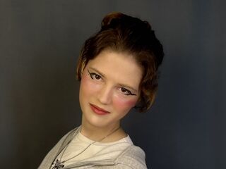 camgirl video chat room IrisKemp