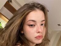 camslut fingering pussy JanetFimbrez