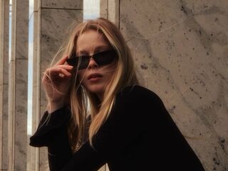 live cam girl gallery JenaeWaneka