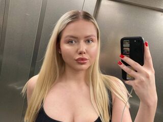 free live chatroom JuliaRupert