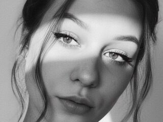 girl cam nude KalynBrazile