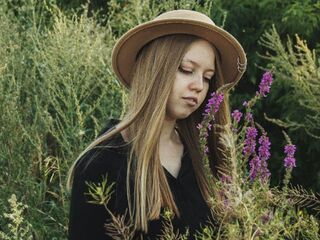 adult chat room KarenLowe