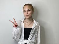hot striptease cam KarineBrinkmeyer