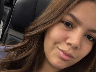 hot girl KharolGiraldo