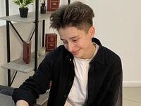 naked girl with webcam fingering KimberlieFrancke