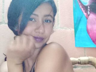 live free chat LauSommers
