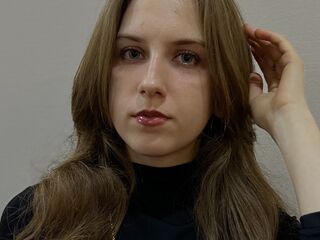 camwhore video LeomaAzimi