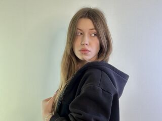 naked webcam girl fingering LeonilaKesling