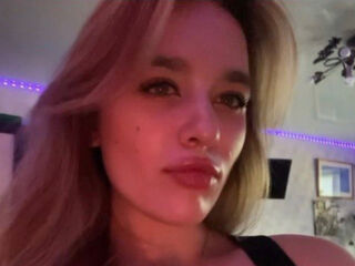 nude LieselotteJetter