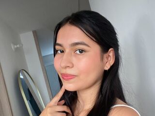 shaved pussy webcam LilaDreams