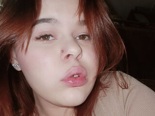 cam girl showing pussy LissaTerry