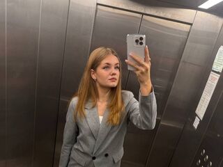 camgirl live LizzieIacovino