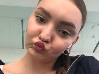 naked cam girl fingering pussy LourdesFronk