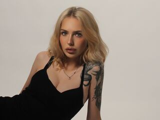 cam whore LowerFrancis