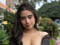 babe webcam MaddieColinss