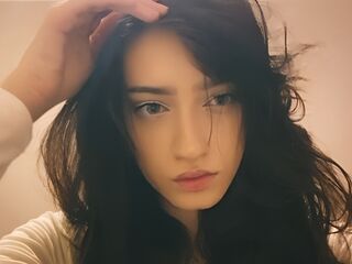 camwhore photo MaddieSunflower