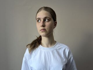 naughty cam girl masturbating MaganPedaci